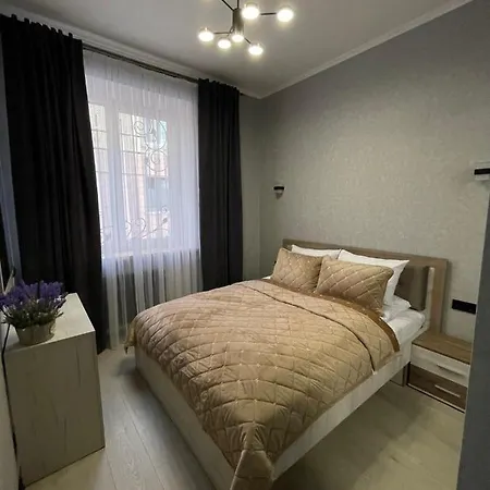 Vel Люкс Apartment Chernivtsi Exterior photo