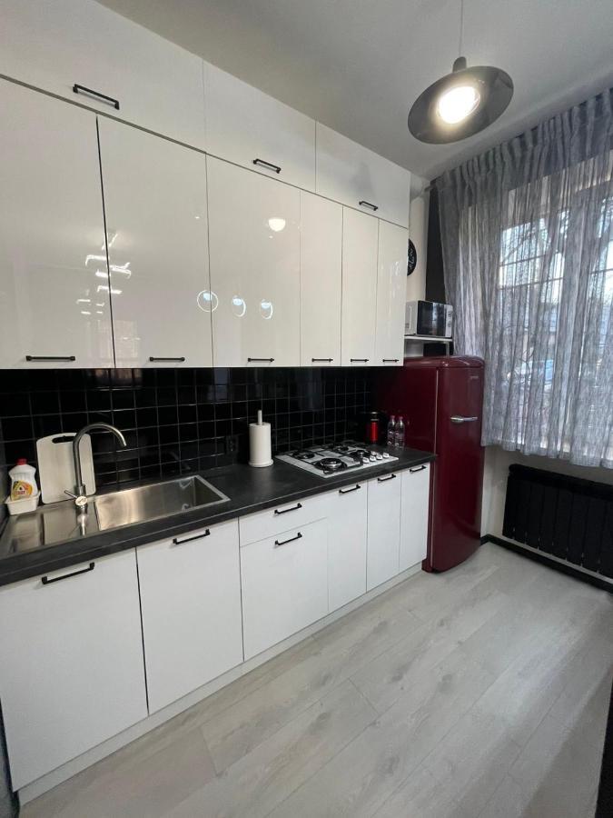 Vel люкс Apartment Chernivtsi